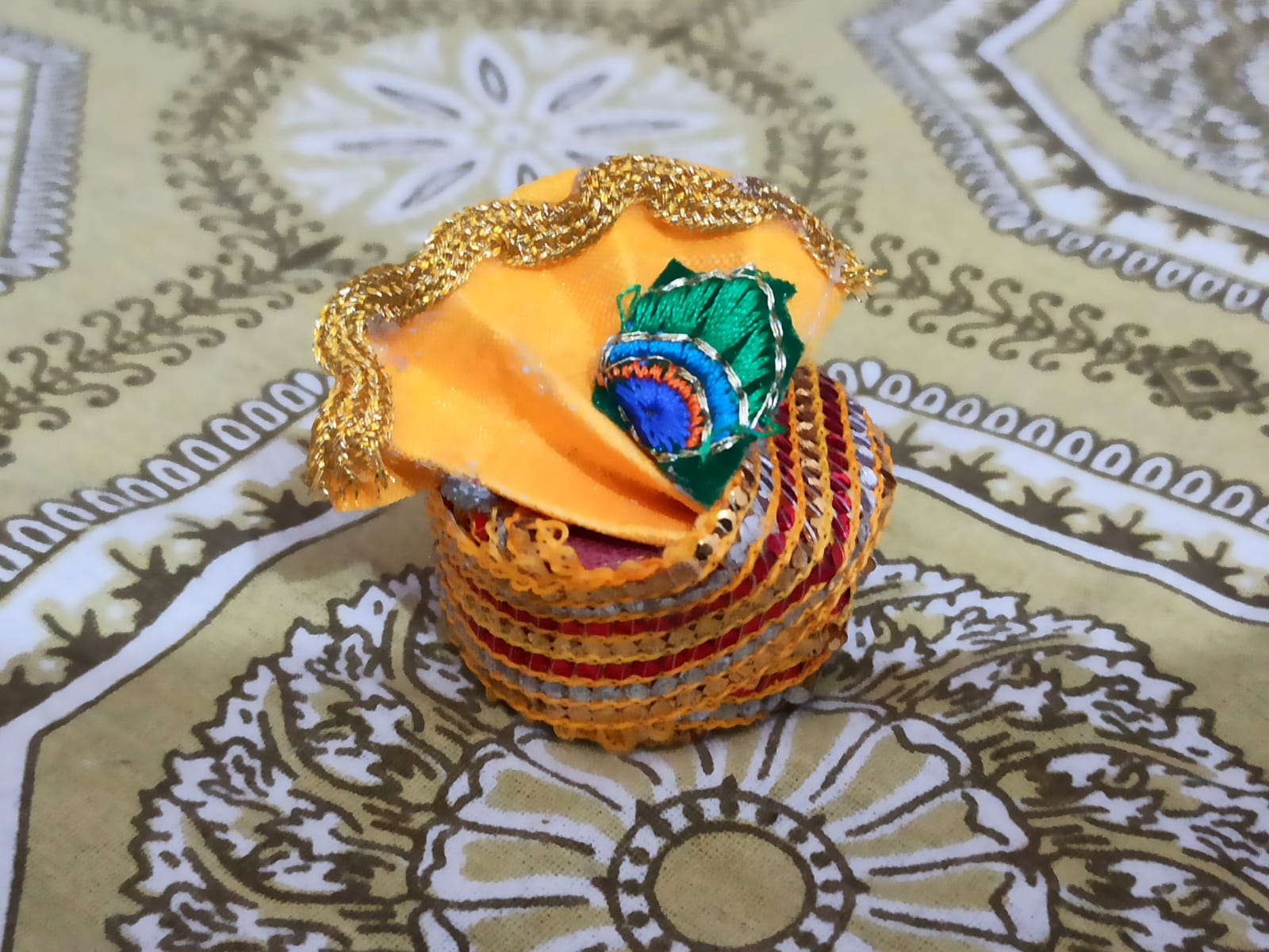 Set of 6 kanha ji pagdi Turban  Handcrafted headgear 2X1.5 inch Hindu pooja Religion