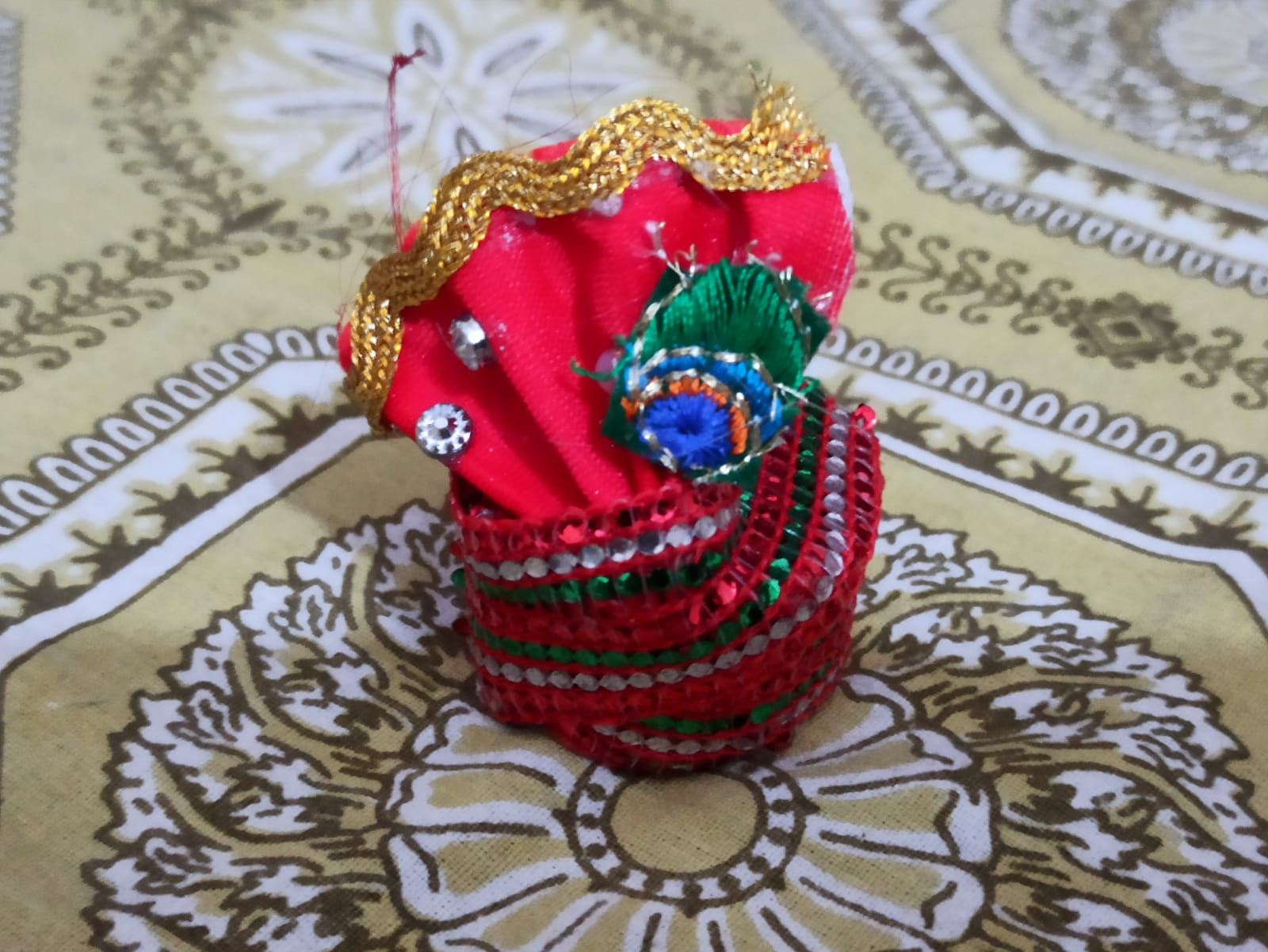Set of 6 kanha ji pagdi Turban  Handcrafted headgear 2X1.5 inch Hindu pooja Religion